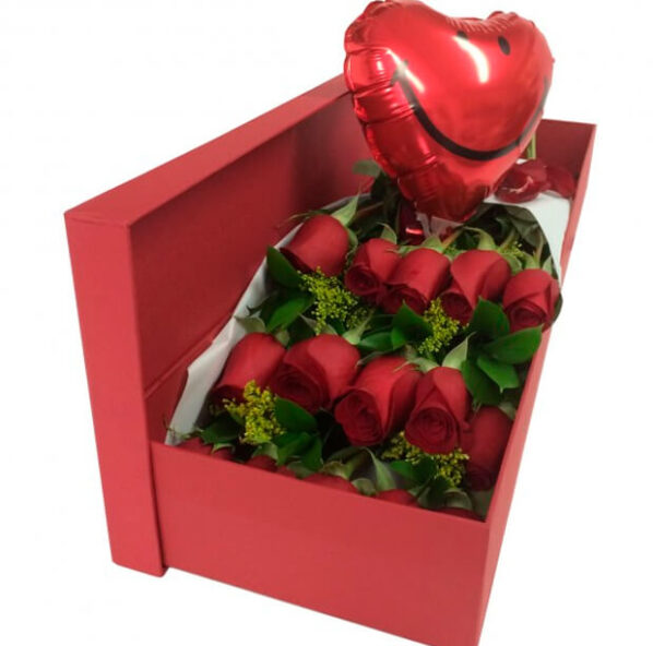 Box 11: Elegancia en Rosas Rojas